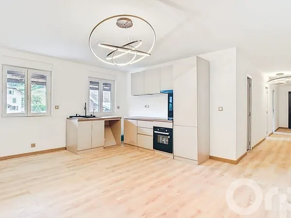 Appartement 4 pièces 103 m²