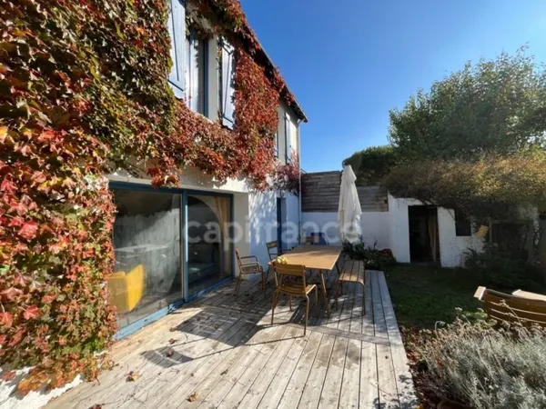 Maison 5 pièces 140 m²
