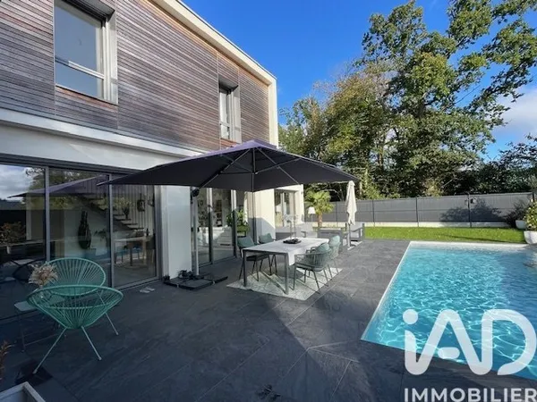 Maison 5 pièces 165 m²