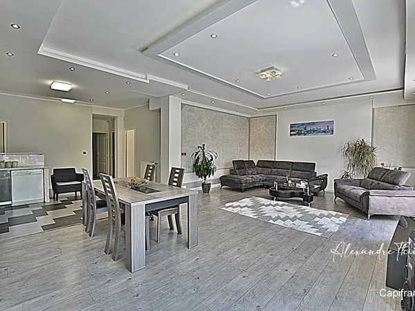 Maison à vendre 12 pièces SAINT DENIS LES BOURG (01)