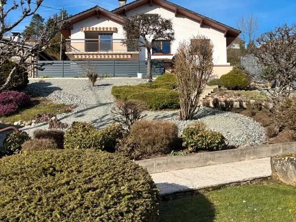 Maison 6/8 pièces - MONTBELIARD résidentiel sur les hauteurs - route d'Allondans