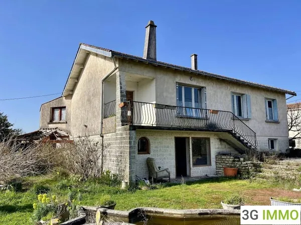 Maison 8 pièces 240 m²