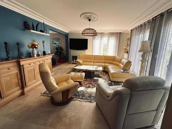 Viager 8 pièces 164 m²
