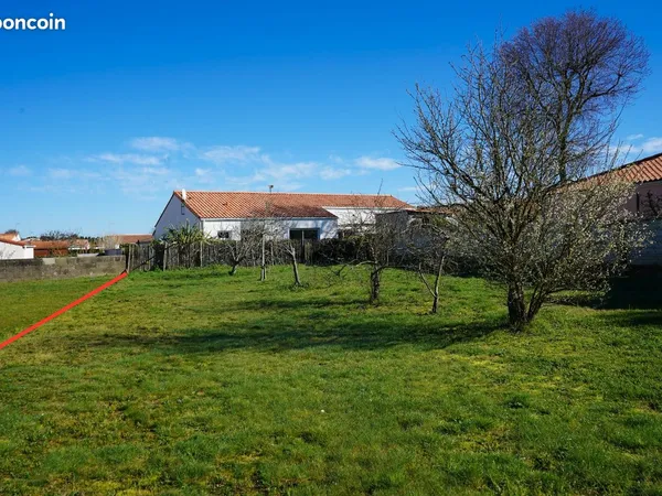 Terrain 438 m2