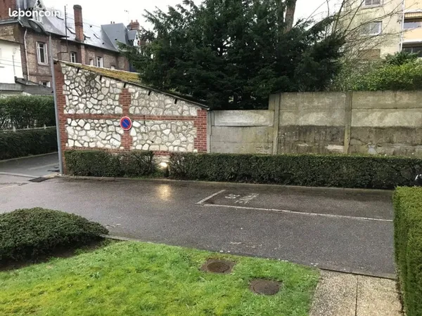 Parking à 5mn de la gare de Rouen