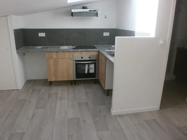 À Libourne, appartement 2 pièces à louer avec IMMO&GESTION