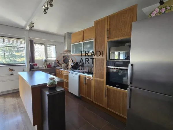 Appartement 4 pièces lumineux situé dans une résidence fermée et sécurisée
