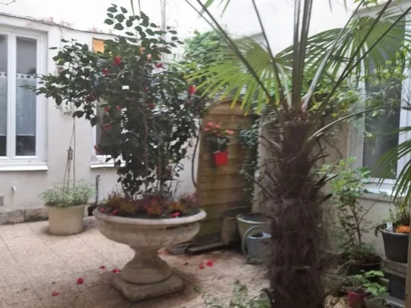 Location F1 Bis meublé Orléans rue des Pastoureaux