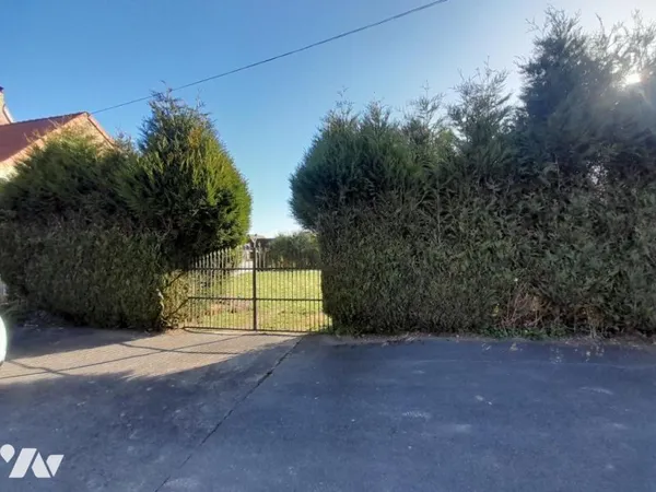Terrain 2500 m²