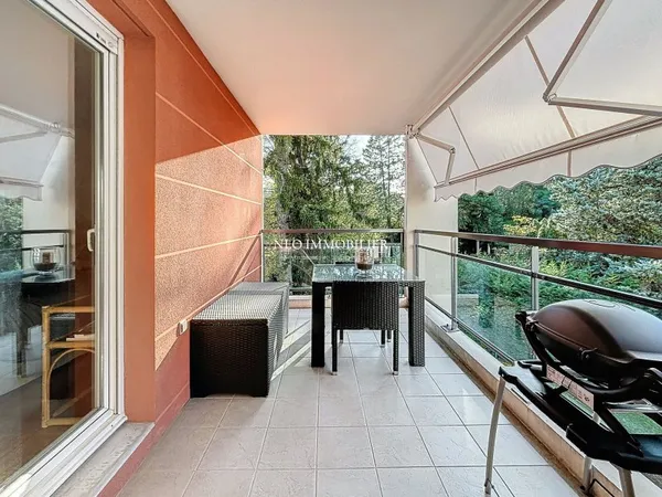 À acheter grand T3 à Sainte Foy Lès Lyon (69) : appartement