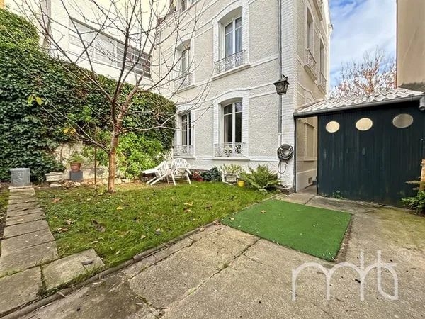 BOIS-COLOMBES MIVIERE - MAISON A FORT POTENTIEL AVEC ATELIER A REHABILITER