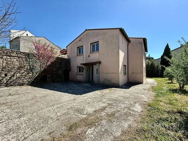 Local commercial 285 m²