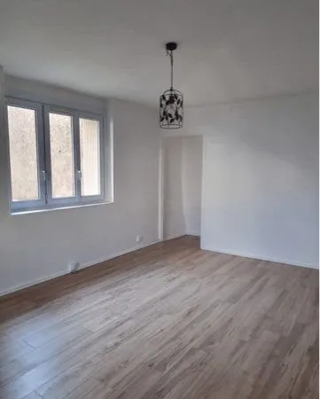 Location T4 790