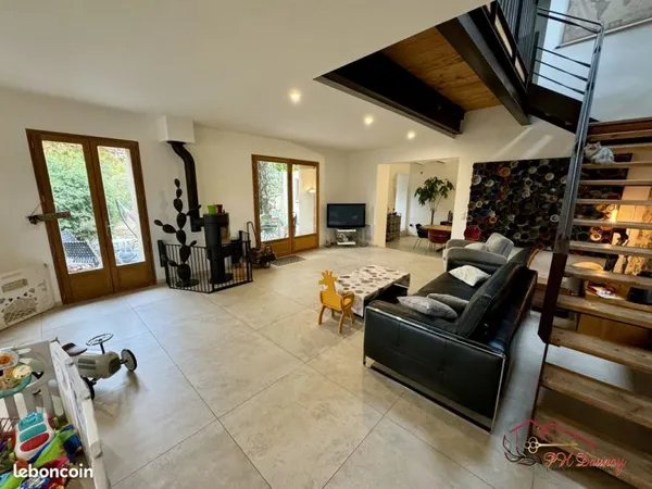 Maison de village 6 pièces 187 m²