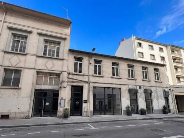 Bureaux 354 m²