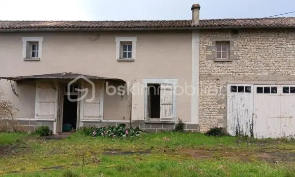 Ensemble immobilier avec énorme potentiel