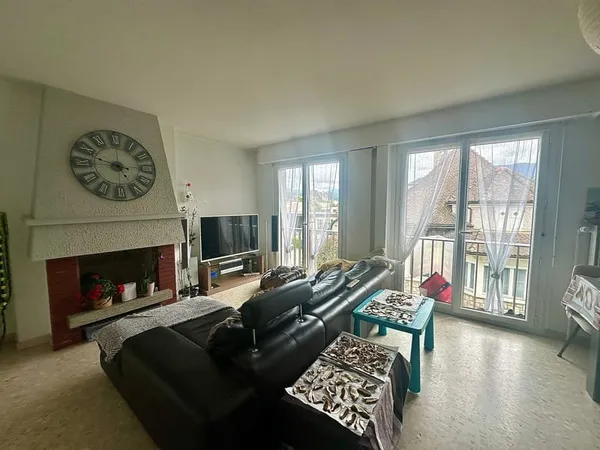 APPARTEMENT DE TYPE 3 CENTRE VILLE THONON