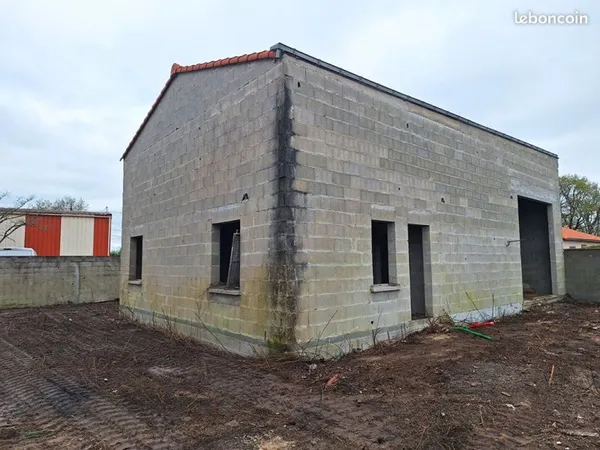 Terrain 390 m² BOUGUENAIS