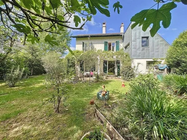 Maison 7 pièces 156 m²
