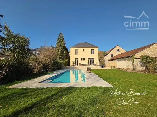 Maison de maître de 180m² authentique et lumineuse