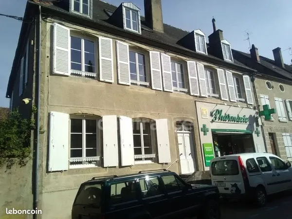 Immeuble 240 m²