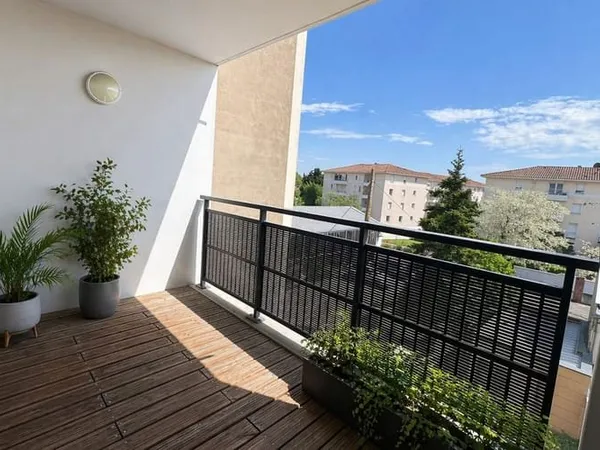 Appartement 5 pièces 65 m²