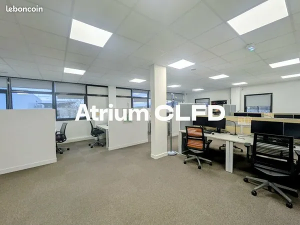 BUREAUX 627 m² COURNON D'AUVERGNE
