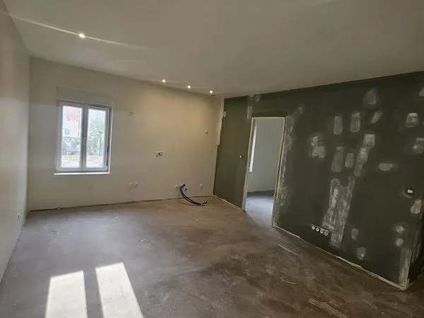 T2 35 m² NEUF - Clim réversible - rénovation en cours - dispo rapide