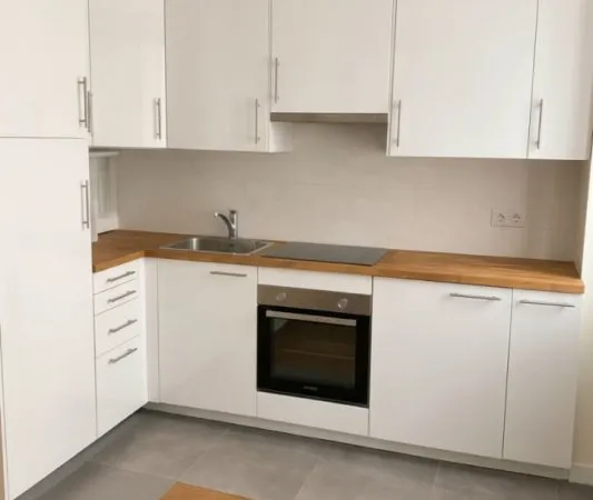 APPARTEMENT 2 PIECES HYPER CENTRE DE SAINT-DENIS