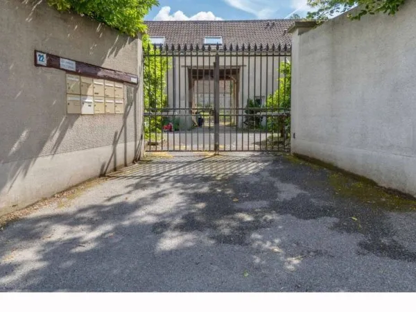 Parking 12 m²