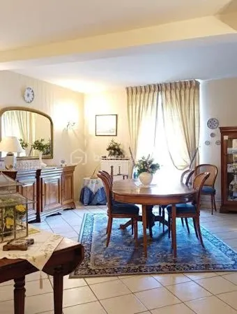 Appartement 5 pièces 170 m²