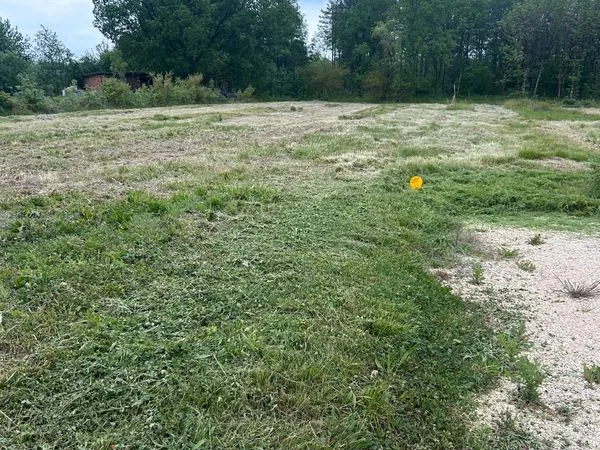 Terrain viabilisé 1200m2