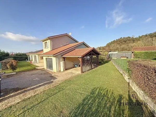 Maison 5 pièces 223 m²