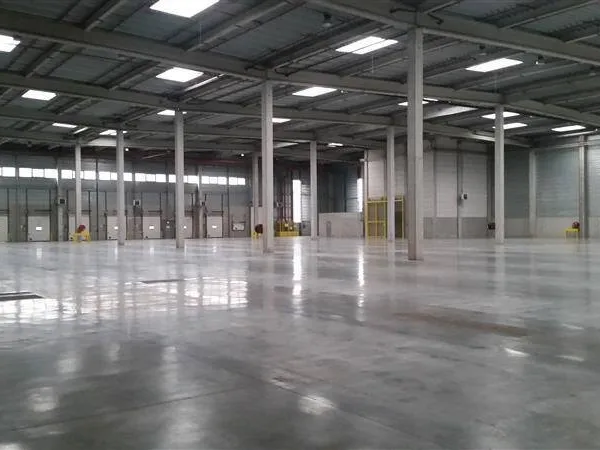 Entrepôt 20422 m²