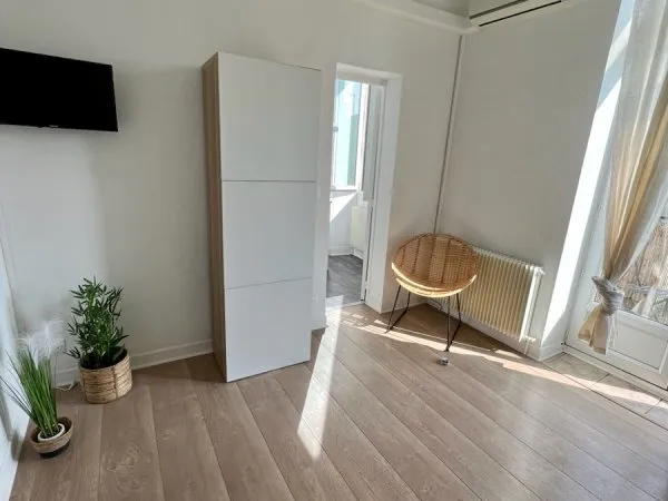 Loue appartement 20m²