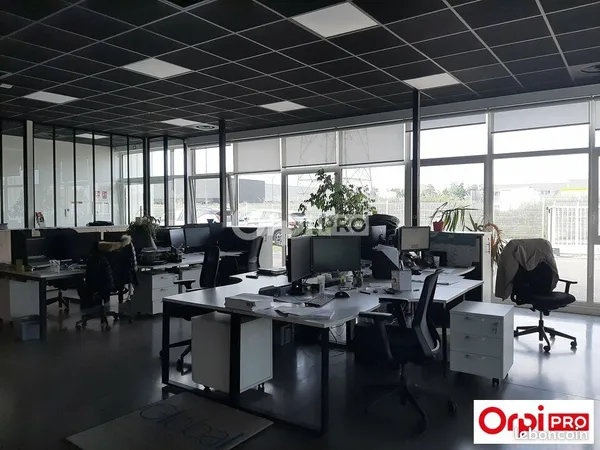 Local d'activité 640 m²