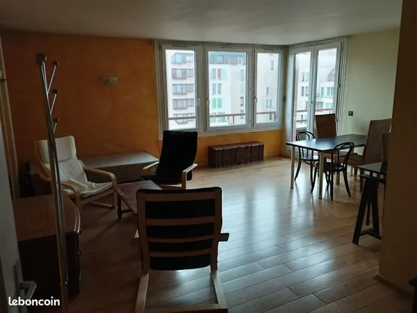 Chambre d'etudiant meublée