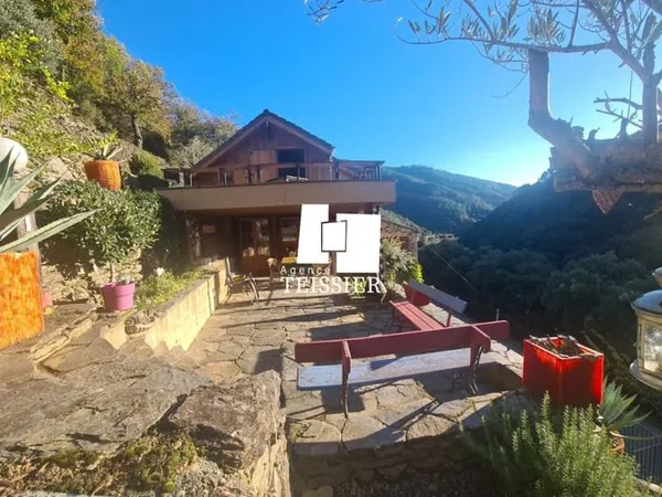 Exclusivité, 07140 Les Vans : Maison en pierre indépendante