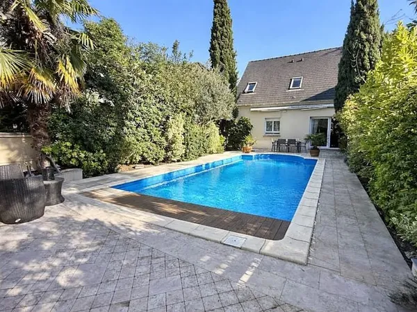 Maison 6 pièces 126 m²
