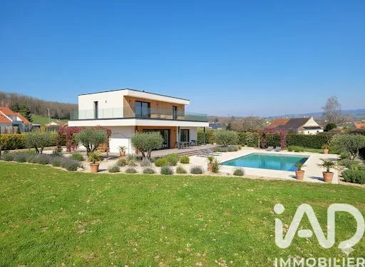 Terrain 1686 m²