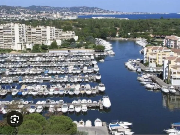 Place de bateau a Cannes Marina