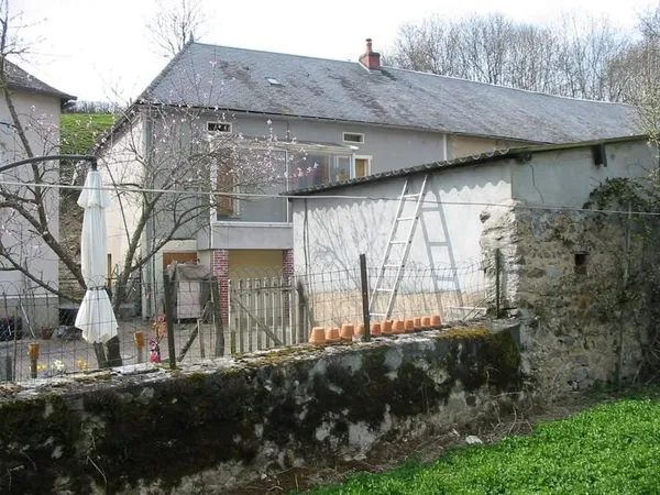 A Vendre Petite maison mitoyenne - Bon état, Idéal petit budget