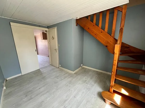 Maison de ville Saint Cyr Les Vignes 3 pièce(s) 38m2