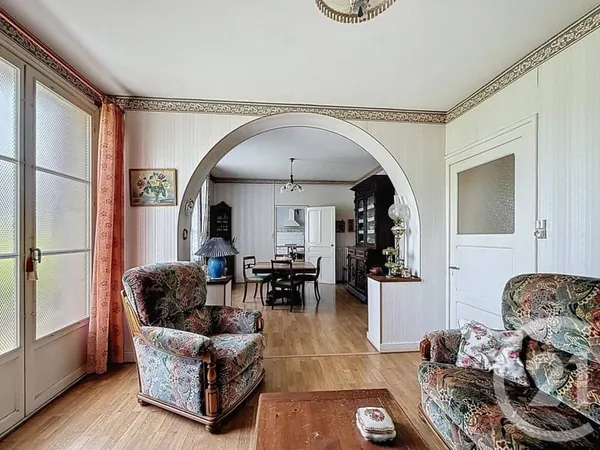 Maison 6 pièces 200 m²