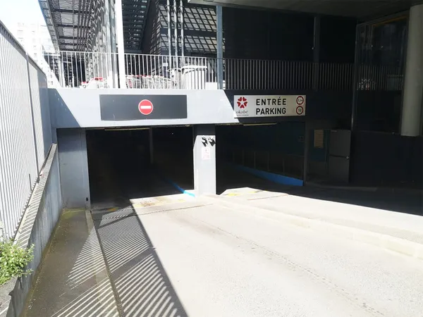 Parking Métro Le Kremlin-Bicêtre