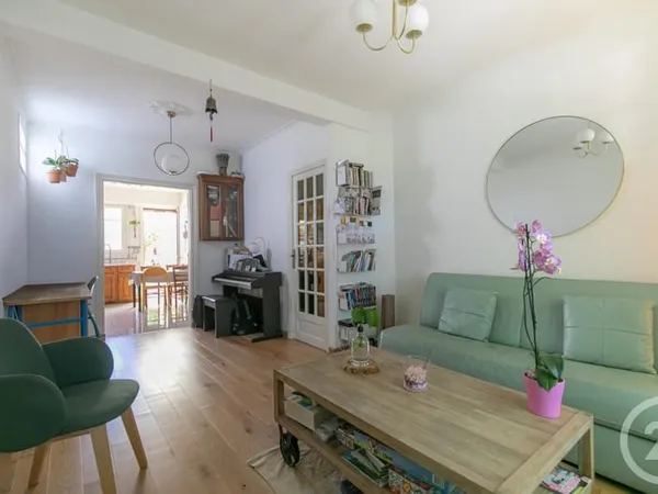 Maison 4 pièces 84 m²