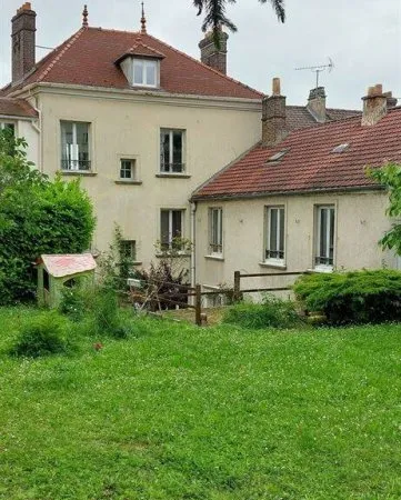 Immeuble 280 m²