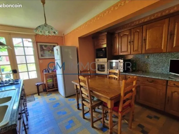 Propriété 5 pièces 113 m²