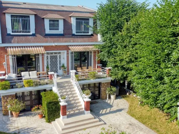Maison 9 pièces 431 m²
