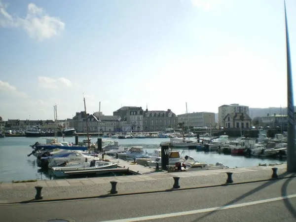 Bureau 600 m²